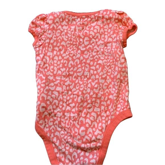 Baby GAP Coral Pink Leopard Onesie and Shorts Matching Set - Picture 8 of 10